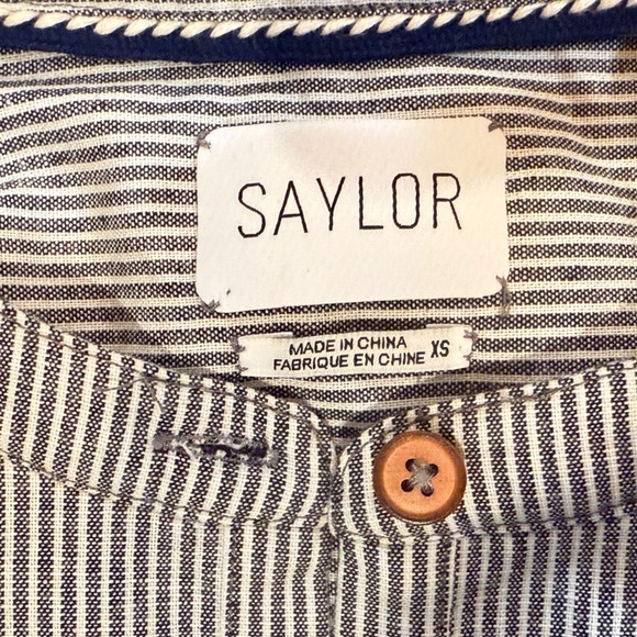 Women’s SAYLOR Grey & White pinstripe puff sleeve ruffle blouse- Size XS - Picture 5 of 9